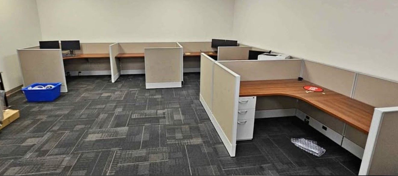 5 Office Cubicles