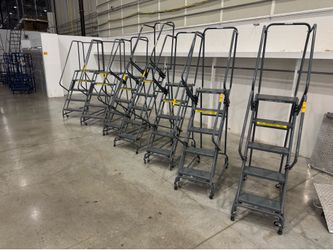 Rolling Ladder