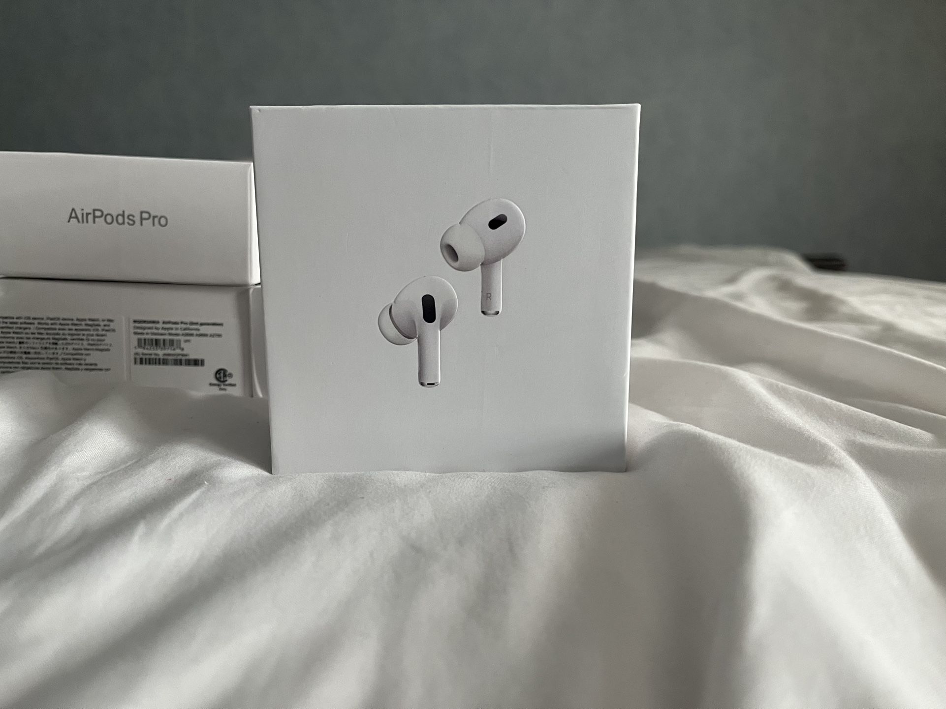 Wireless Headphones Pros 100%authenticated