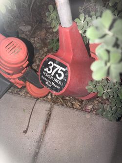 Black & Decker Electric String Trimmer