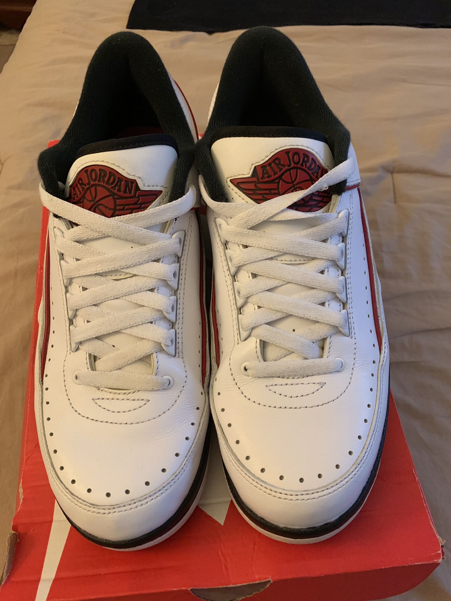 “AIR JORDANS 2” SIZE 10 1/2” “GREAT CONDITION”