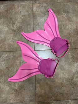 Swim toys