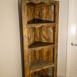 Beautiful Rustic Corner Shelf Made From Reclaimed Wood