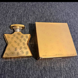 Bond 9 signature (unisex)