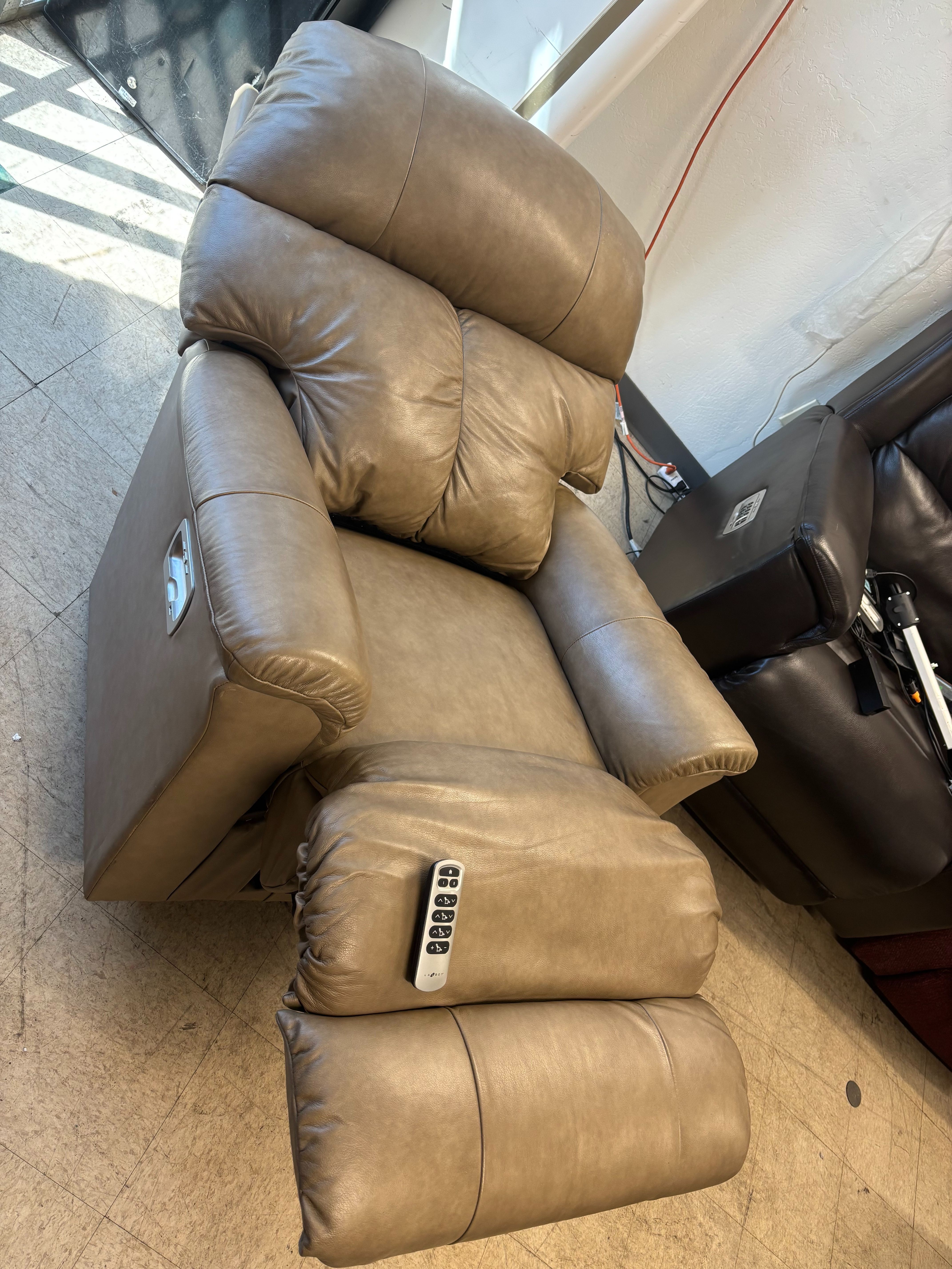 Lazy boy Rocking Recliners LEATHER Power with Lumbar