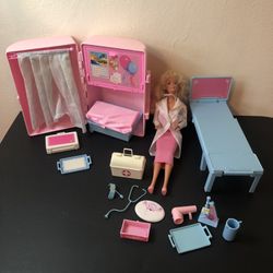 Vintage 80s Barbie Lot, Dr. Barbie & Doctor Accessories W/ bed & Carrying Case Shower & accessories
