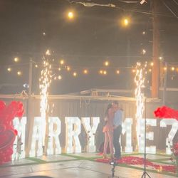 Renta De Achispas Frías love proposal Quinceañera  Boda Cumpleaños 