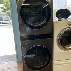 LG Tower Washer And Dryer KNAI 
