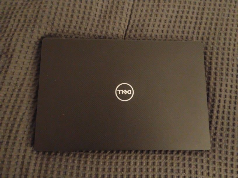 Dell Latitude 7400 – Business-Class Laptop (Never Used)