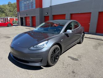 Tesla 2019 model 3 long range