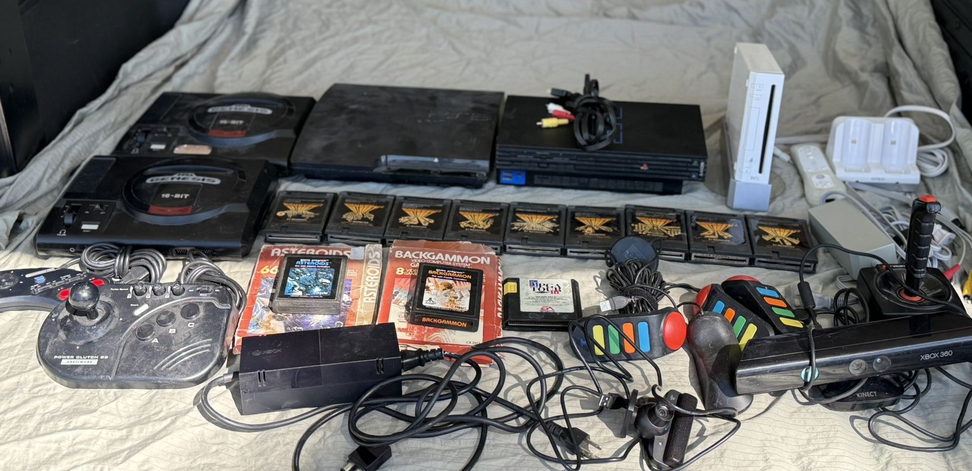 Game And 5 Game Console Bundle  Sega PS3 Wii