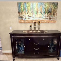 Buffet Table Great Condition / Quality