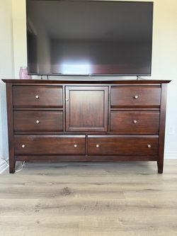 Dresser combo