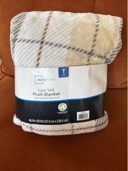 Plush blanket /throw