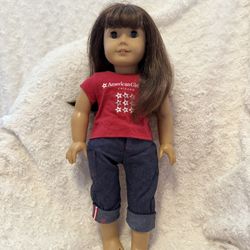 American Girl Doll - Brunette