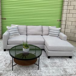 *Free Delivery* Gray Sectional w/ Reversible Chaise