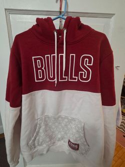 Chicago Bulls Sweatshirt & Crop Top