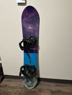 Burton Family Tree Day Trader Snowboard With Bindings