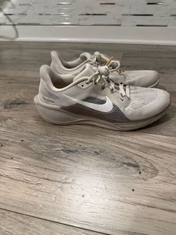 Nike Pegasus Running Sneakers