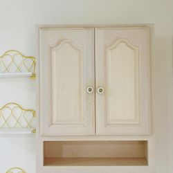 Wall Mounted Bathroom Cabinet 