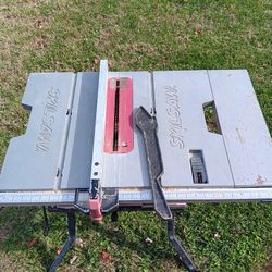 Skilsaw Table Saw