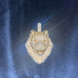 Wolf Pendant 