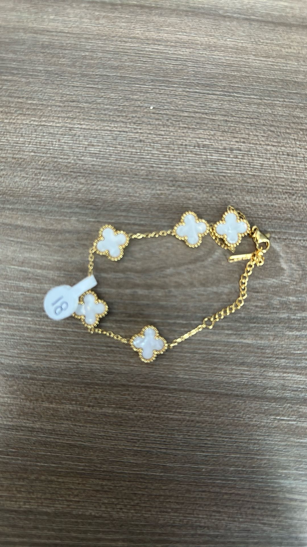Clover Blanca