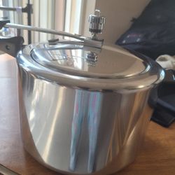 New Pressure Cooker 