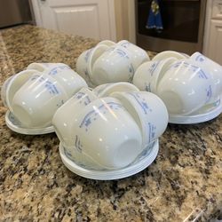 Classic Corelle Cups And Saucers 