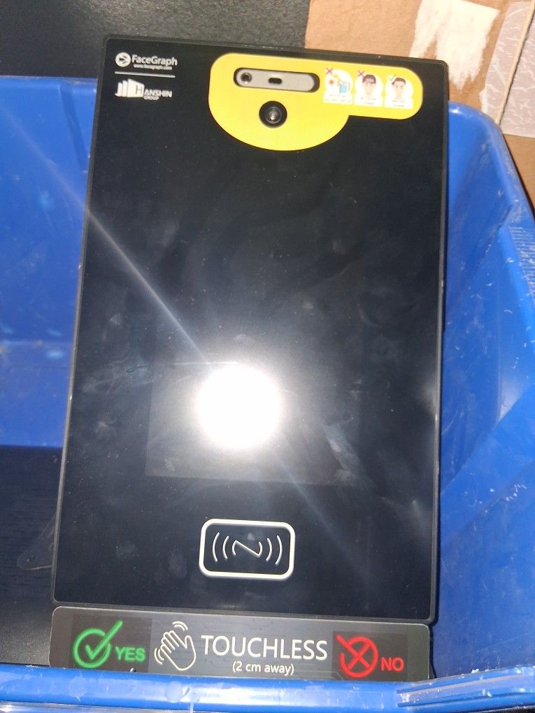 2 / Hanshin 10.2 In Screen Facial Temperature Scanner.