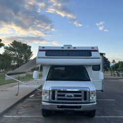 2009 Ford E450 Four Winds Chateau Sport