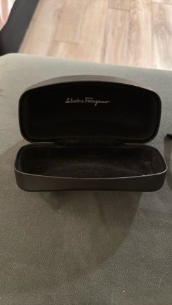 Salvatore Ferragamo Sunglasses w Original Case