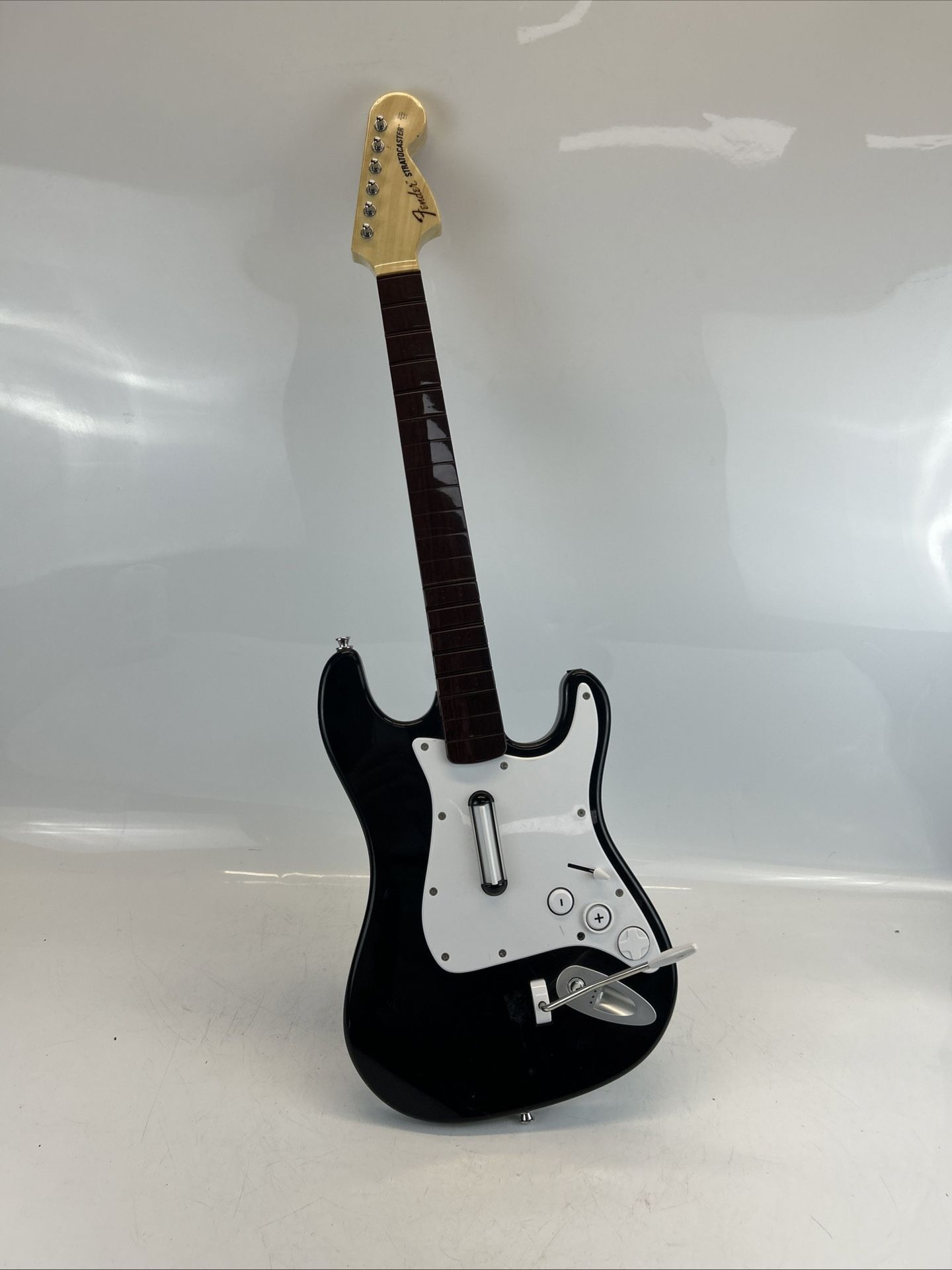 Nintendo Wii Rockband Harmonix Fender Stratocaster Guitar NWGTS2 (No Dongle)