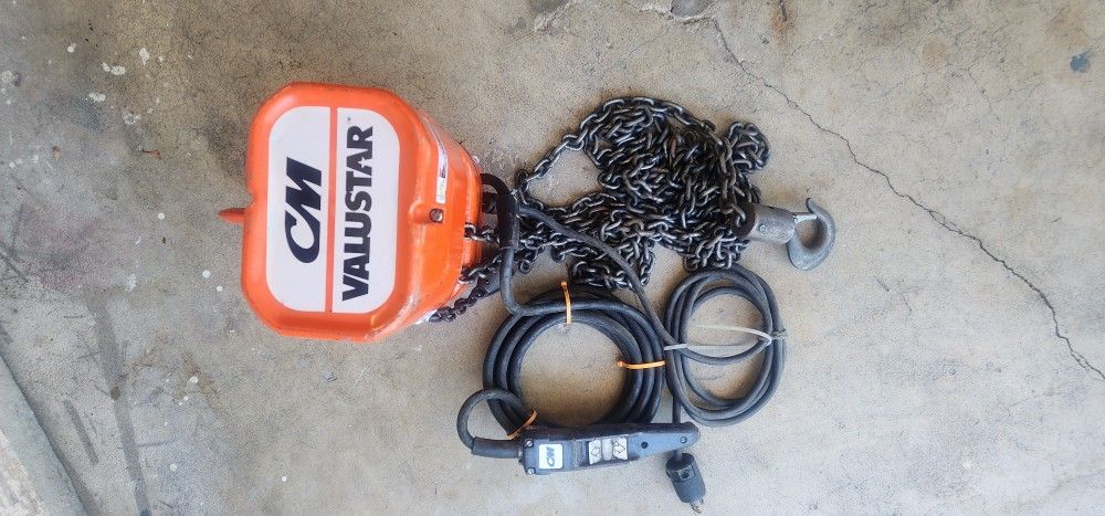 CM Valustar 1/2 Ton Hoist