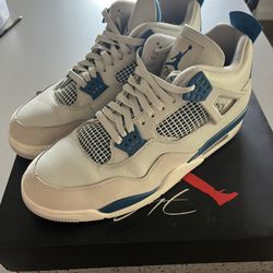 Jordan 4 Retro Military Blue