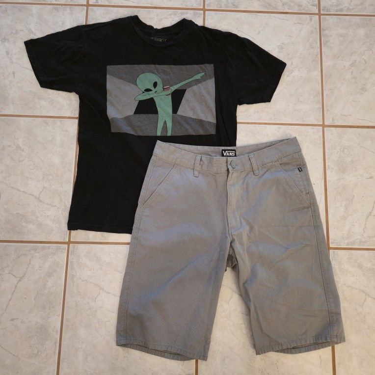 Vans Gray Shorts And Tshirt
