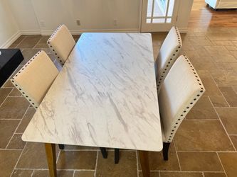 Dinning table set