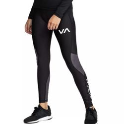 NEW. Yes, It’s Available. 100% Authentic RVCA. Leggings (XS,S) Crop Top (XS, S, M,L) $20 For Set. Or Separate $15 Leggings. $10 Top. Los Feliz 90027.