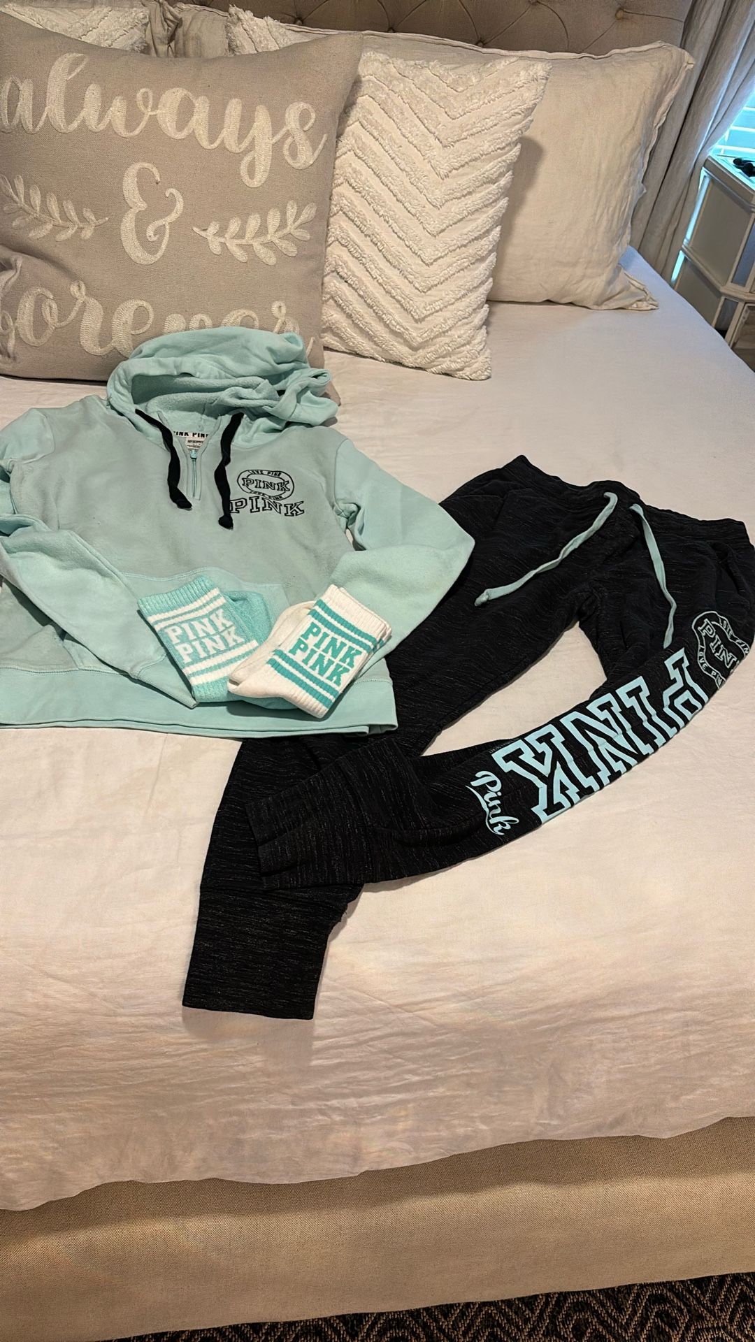 PINK Matching Sweat Outfit Set 