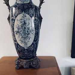 Jarrón De Porcelana Y Bronce