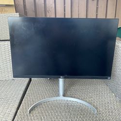 LG 27” Freesync Display Monitor (140HZ) 