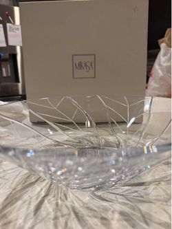 Mikasa tropical garden centerpiece/serving bowl