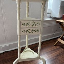 Plant Stand 
