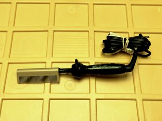 DAN Technology Mini Brush Comb Heated Styling Comb