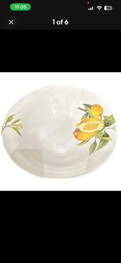  Beautiful large ceramic serving bowl by Opificio Etico Ceramiche is a rare find, handcrafted in Italy with a lemon pattern in white, yellow, and gree