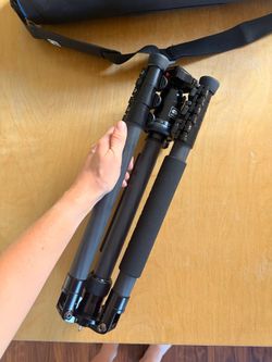 Sirui ET-2204 Carbon Fiber Tripod with E-20 Ball Head
