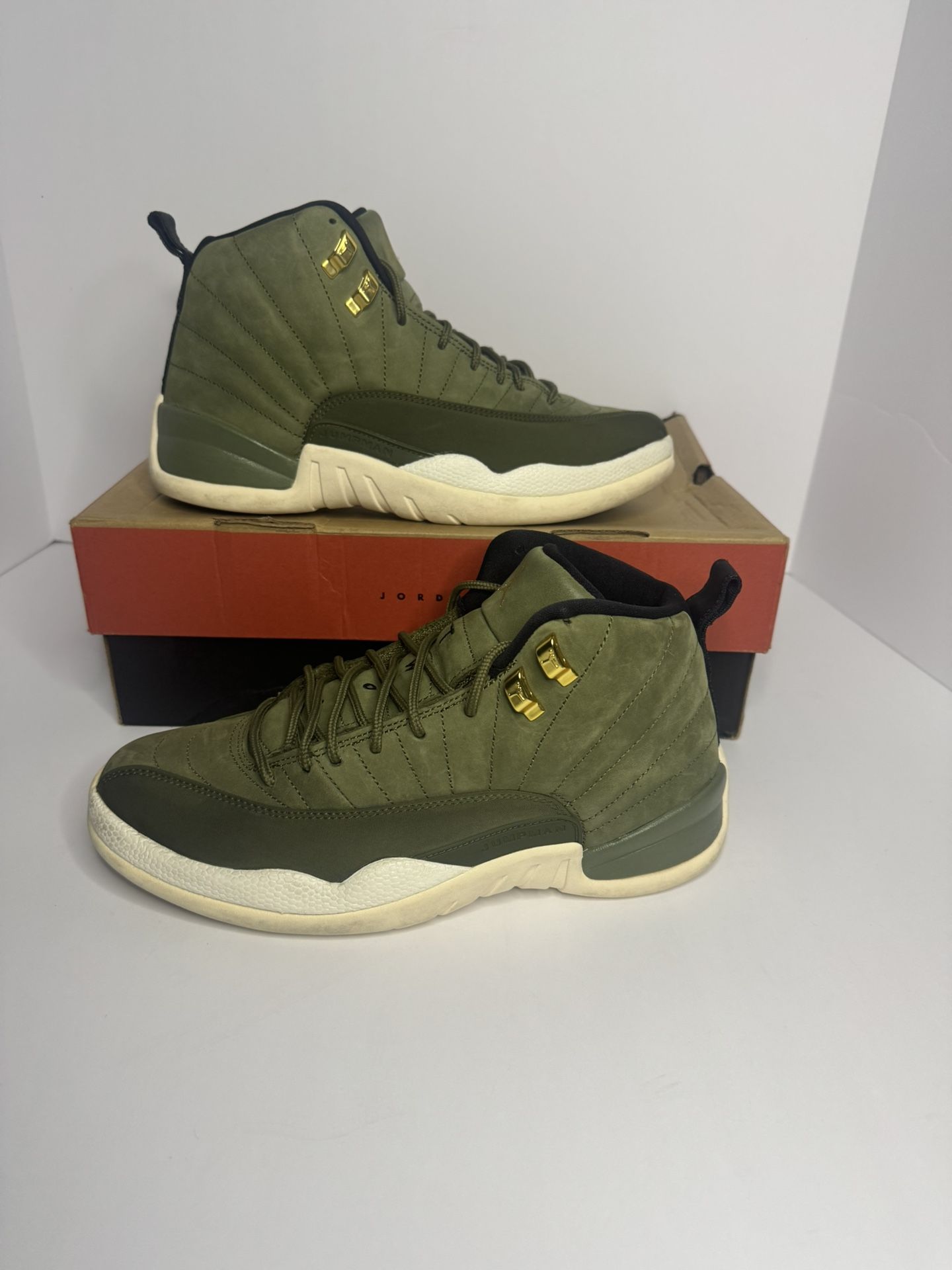 Air Jordan 12 Retro CP3 “Class of 2003” – Size 9M