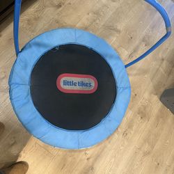 ,129) Little Tikes Easy Store Trampolín unisex de 3 pies para niños, 36.00 pulgadas de largo x 36.00 pulgadas de ancho x 33.50 pulgadas de alto