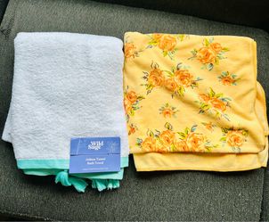 Brand New Towel Set (2 Pieces)