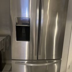 Whirlpool Refrigerator 
